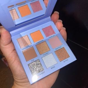 Makeup revolution x friends